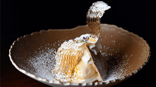 GRR LC MAYFAIR JULY 2024 FOOD LEMON HONEYCOMB MERINGUE7 dvgeq7 070824 1