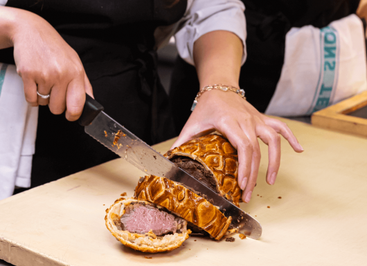 GRR HSK OCTOBER 2023 BEEF WELLINGTON MASTERCLASS7 kmgacj experiences tile 040924 1