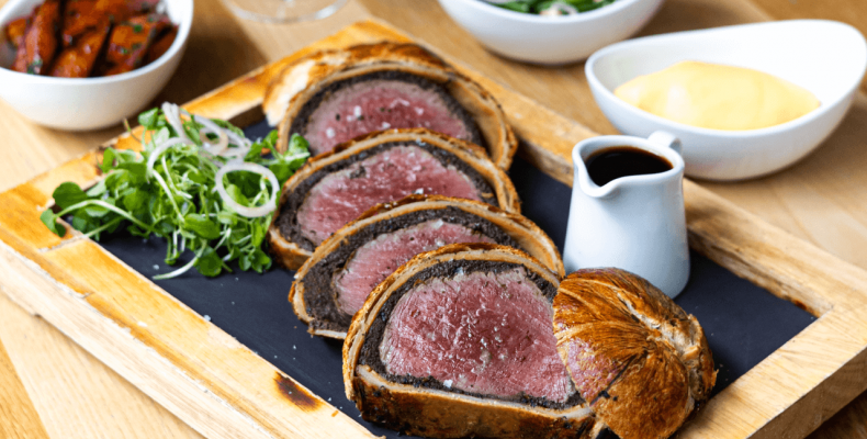 GRR BSK ST PAULS SEPTEMBER 2023 FOOD BEEF WELLINGTON6 ron6em.060125KR