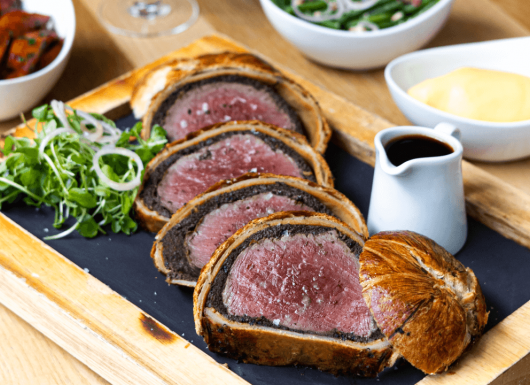 GRR BSK ST PAULS SEPTEMBER 2023 FOOD BEEF WELLINGTON6 ron6em.060125KR