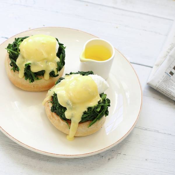 Eggs florentine